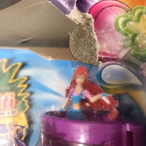 Nickelodeon Winx Frutti Music Bar 4 in 1 Playset 20 Pieces - Picture 9 of 12